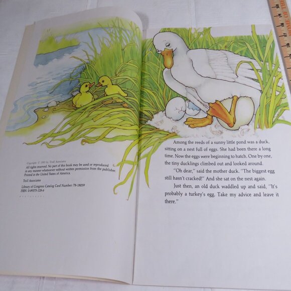 The Ugly Duckling BIG BOOK (almost 2 feet tall) Classroom - Picture 3 of 12